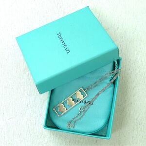 TIFFANY & Co. Triple Heart Necklace